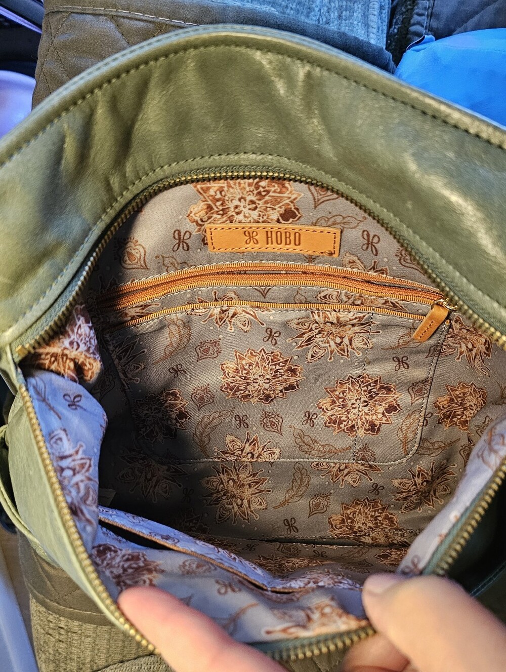 HOBO Olive Green Leather Crossbody Bag with Matching Wallet EUC